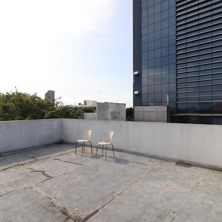 Uptown Residence Syariah Pondok Pinang Jakarta Luaran gambar