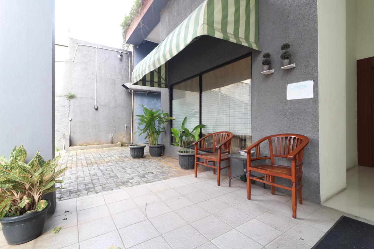Uptown Residence Syariah Pondok Pinang Jakarta Luaran gambar